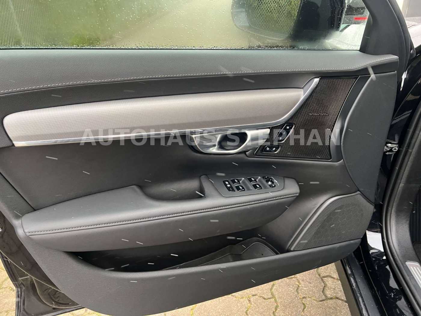 Volvo  Plus B4 D AWD Geartronic -33%