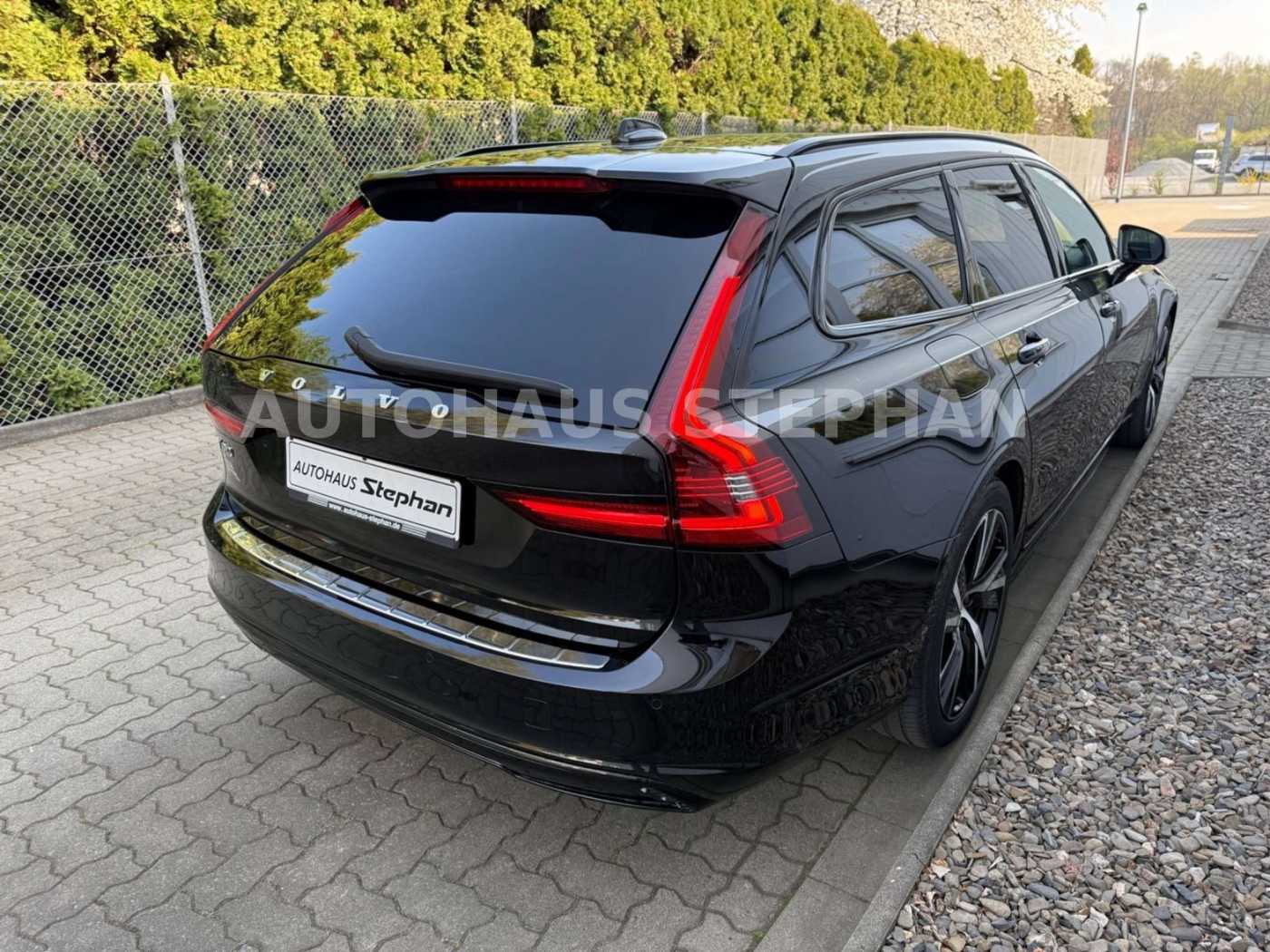 Volvo  Recharge T6 AWD Geartronic R-Design GARANTIE