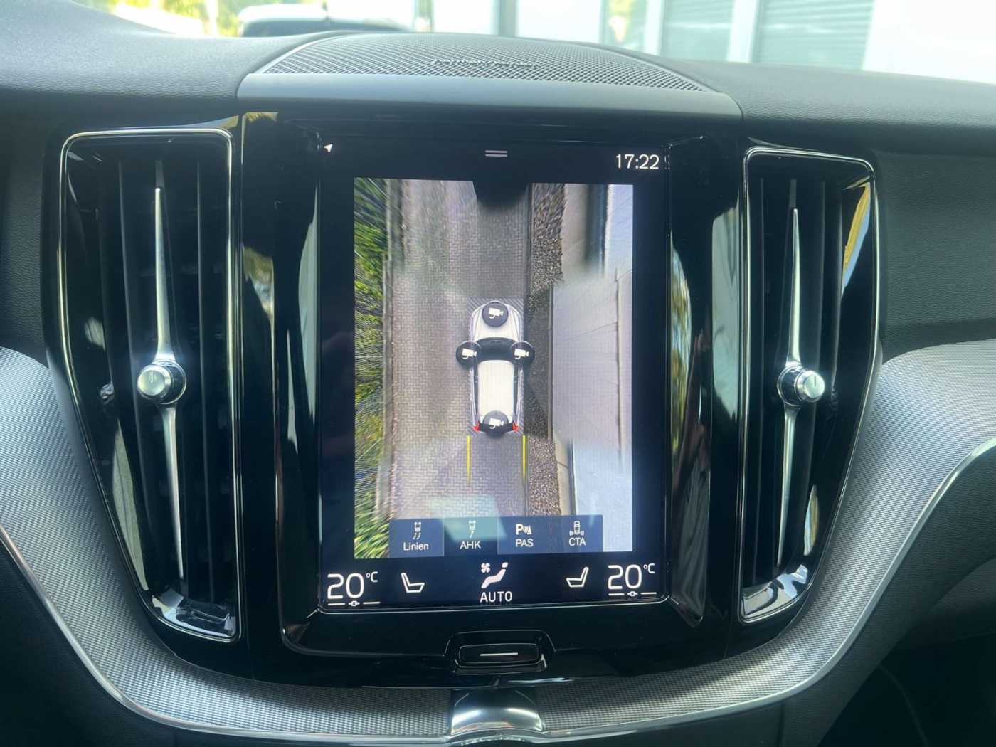 Volvo  D4 Geartronic R Design AHK GARANTIE