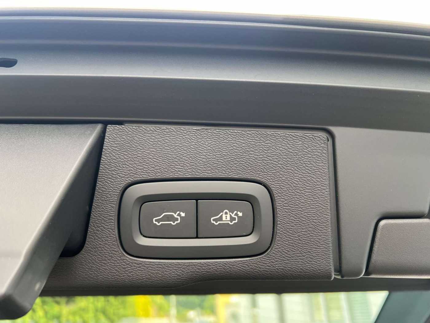 Volvo  Polestar Engineered T8 AWD AHK -34%