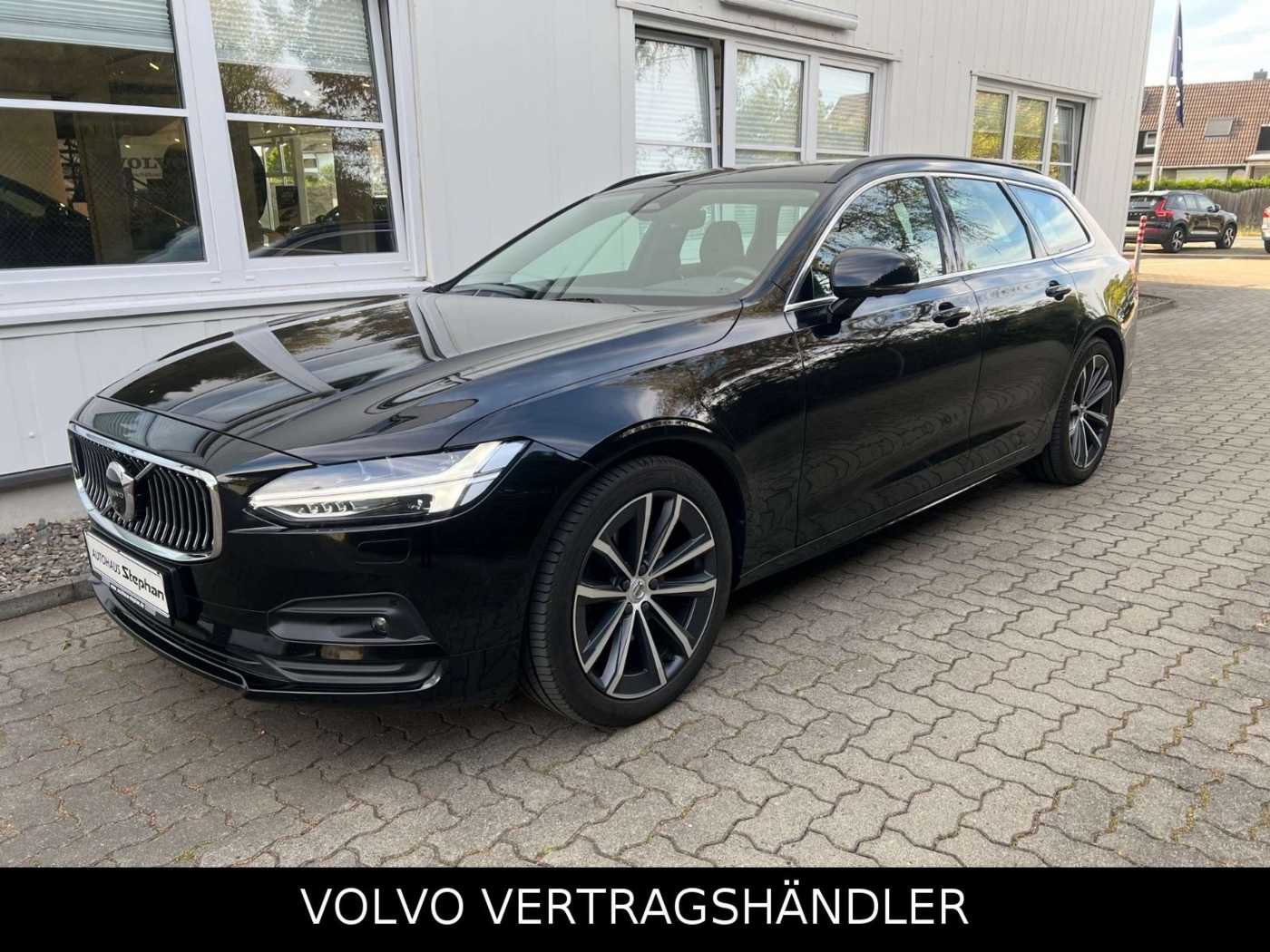 Volvo  B4 Diesel Automatik Momentum PRO GARANTIE