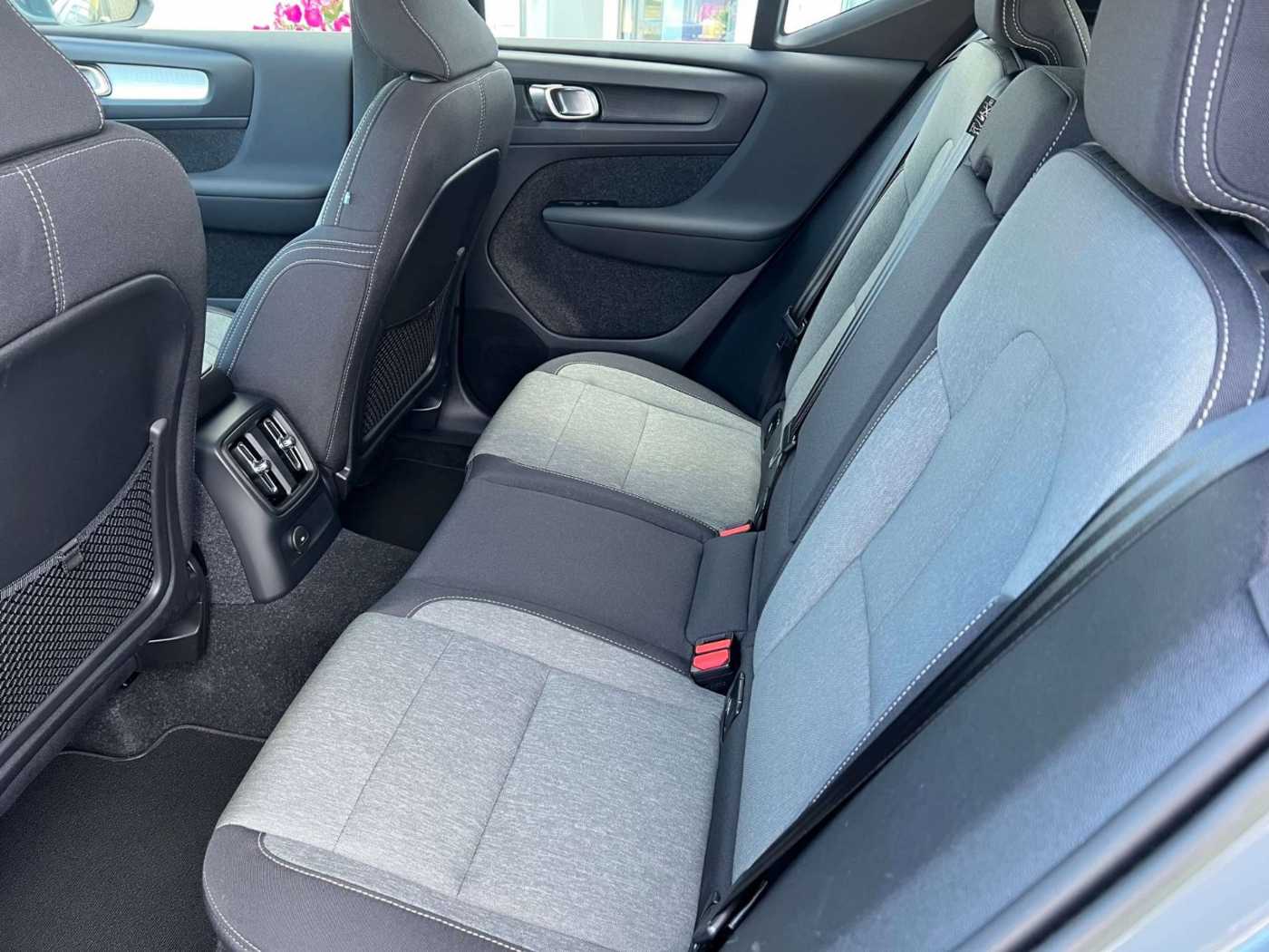 Volvo  Recharge T4 Core AHK GARANTIE
