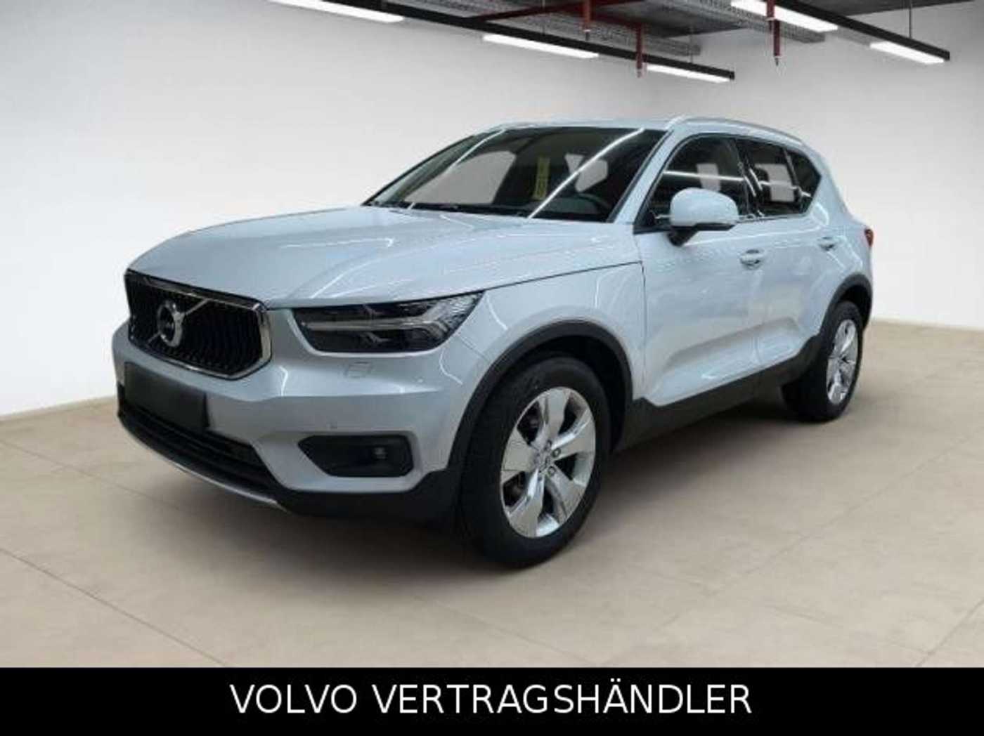 Volvo  D3 Automatik Momentum Pro AHK GARANTIE