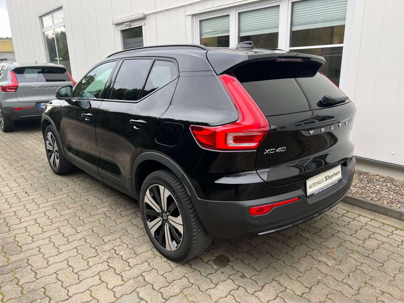 Volvo  Recharge Twin Engine AWD Core GARANTIE