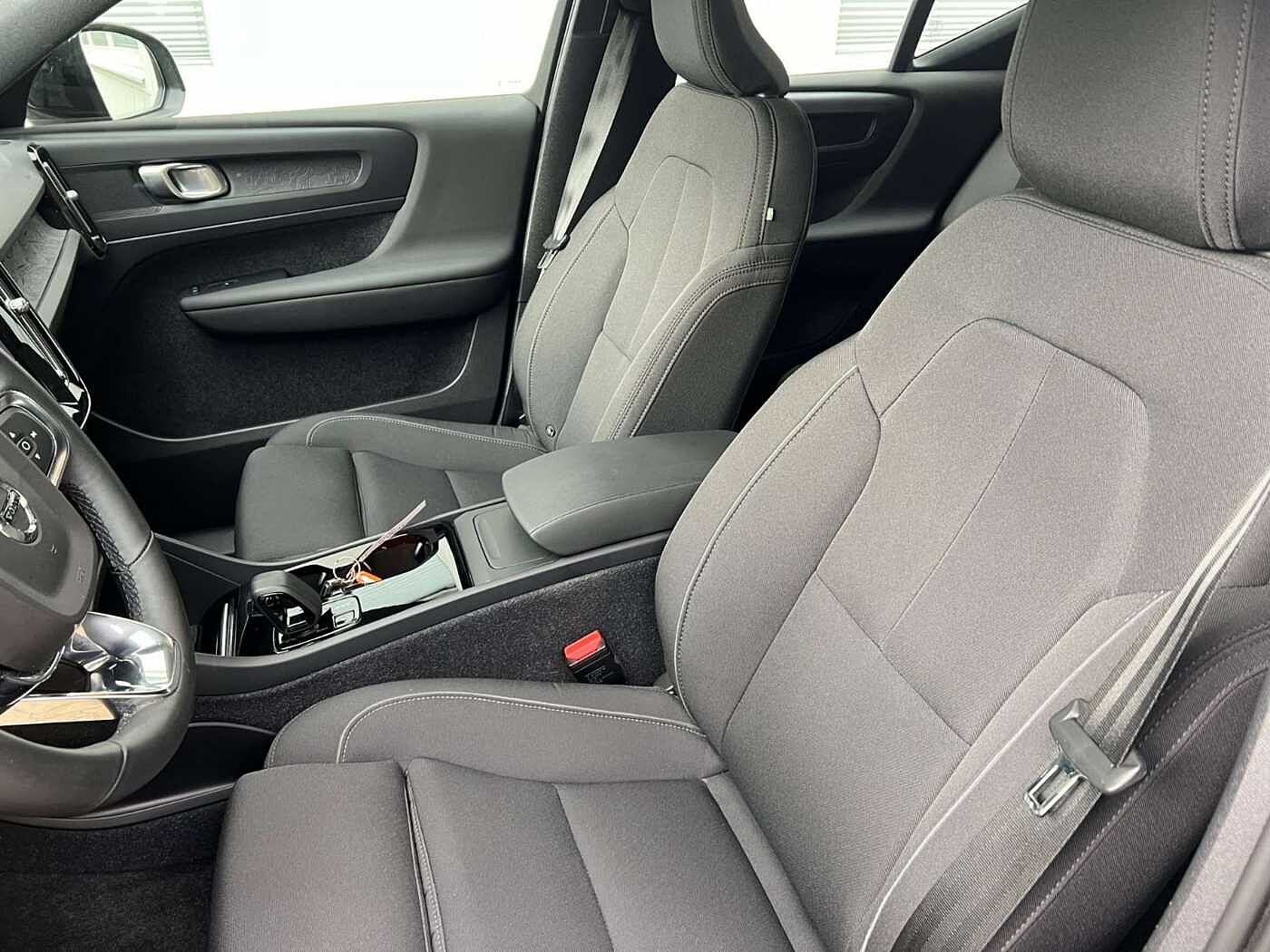 Volvo  Recharge Single Motor Core AHK GARANTIE