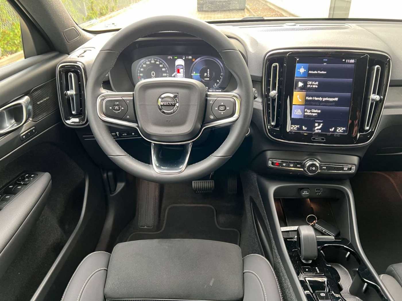 Volvo  Recharge T5 PLUS DARK AHK GARANTIE