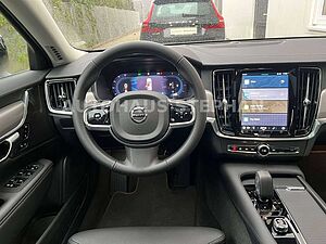 Volvo  Plus B4 D AWD Geartronic -33%