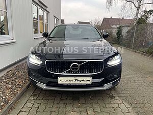 Volvo  Plus B4 D AWD Geartronic -33%