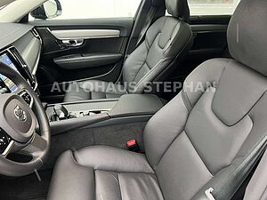 Volvo  Plus B4 D AWD Geartronic -33%
