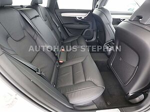 Volvo  B4 D AWD Autom. Ultimate -34%