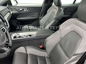 Volvo  B5 AWD Automatik Ultimate Dark Garantie