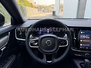 Volvo  Recharge T6 AWD Geartronic R-Design GARANTIE