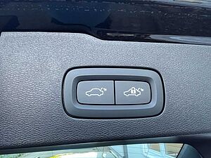 Volvo  Recharge T8 AWD Geartronic PLUS DARK -35%