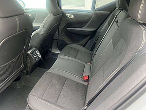 Volvo  B3 Geartronic Plus Dark GARANTIE