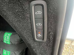 Volvo  B5 Diesel AWD Plus Bright 7-SITZER GARANTIE