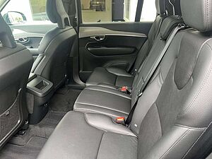 Volvo  B5 Diesel AWD Momentum Pro AHK GARANTIE