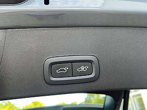 Volvo  Recharge T4 Core AHK GARANTIE