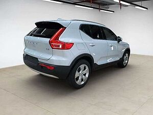 Volvo  D3 Automatik Momentum Pro AHK GARANTIE