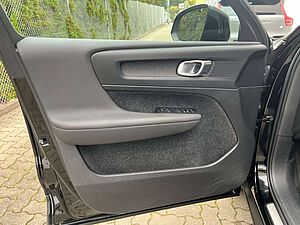 Volvo  Recharge Twin Engine AWD Core GARANTIE
