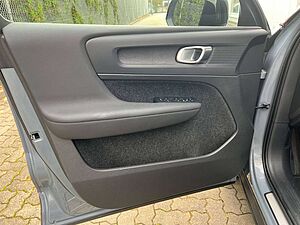 Volvo  Recharge Single Motor Core AHK GARANTIE