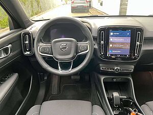 Volvo  Recharge Single Motor Core AHK GARANTIE