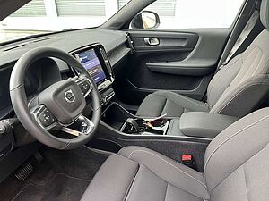 Volvo  Recharge Single Motor Core AHK GARANTIE