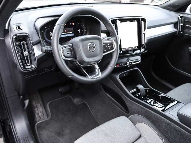 Volvo  Plus Dark 2WD B3 EU6d digitales Cockpit Memory Sitze Soundsystem HarmanKardon LE