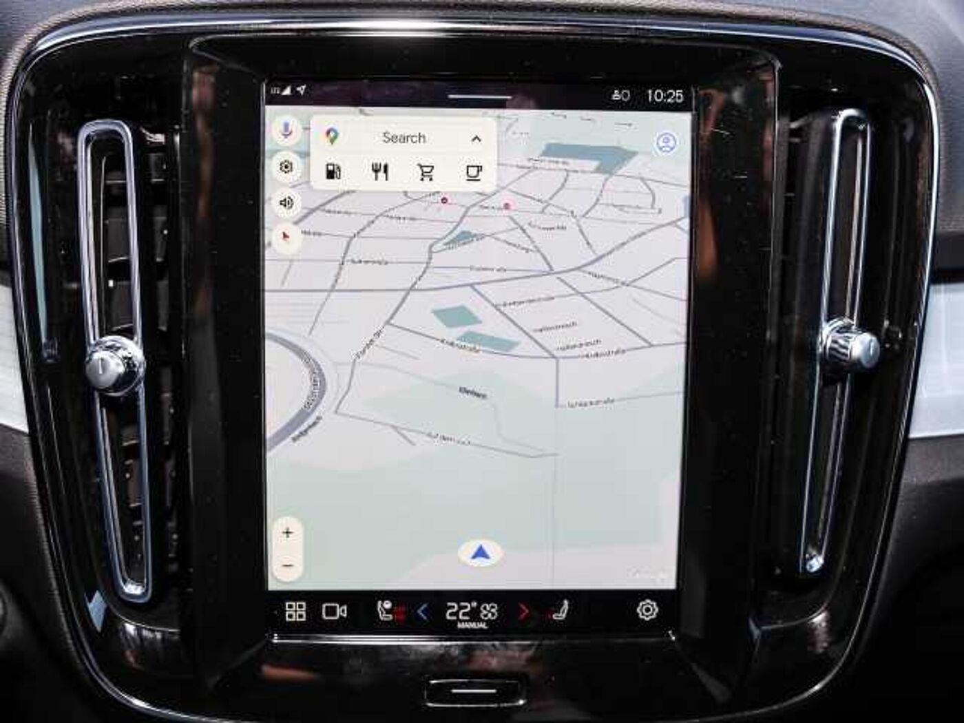 Volvo  Plus Dark 2WD B3 EU6d digitales Cockpit Memory Sitze Soundsystem HarmanKardon LE