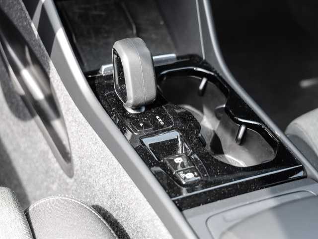 Volvo  Plus Dark 2WD B3 EU6d digitales Cockpit Memory Sitze Soundsystem HarmanKardon LE