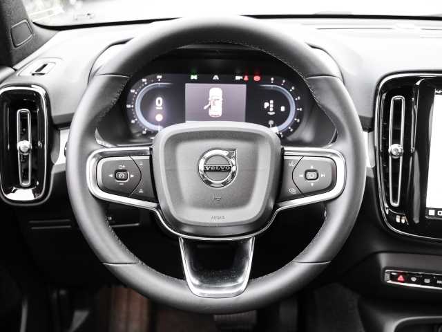 Volvo  Plus Dark 2WD B3 EU6d digitales Cockpit Memory Sitze Soundsystem HarmanKardon LE