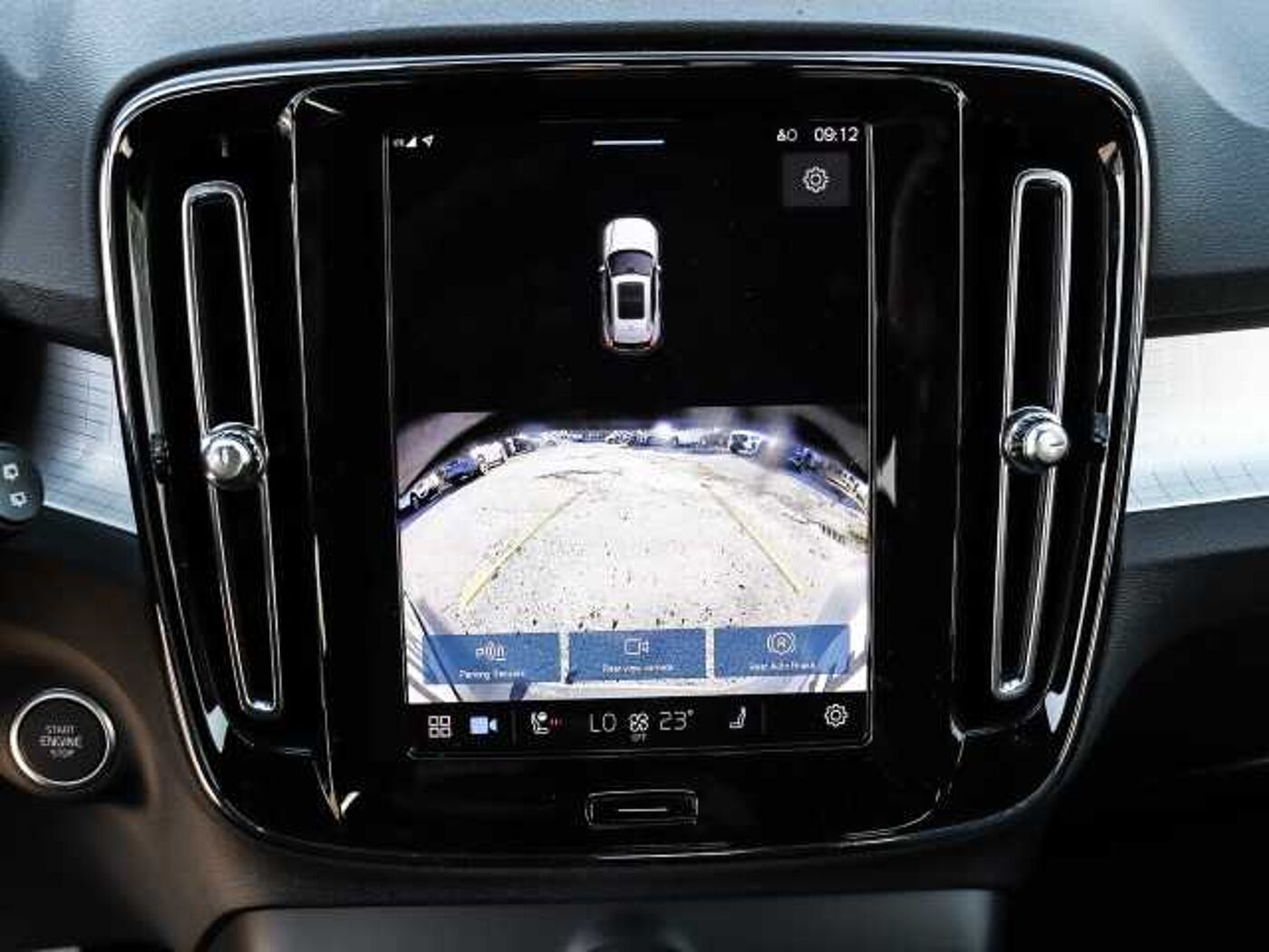 Volvo  Plus Dark 2WD B3 EU6d digitales Cockpit Memory Sitze Soundsystem HarmanKardon LE