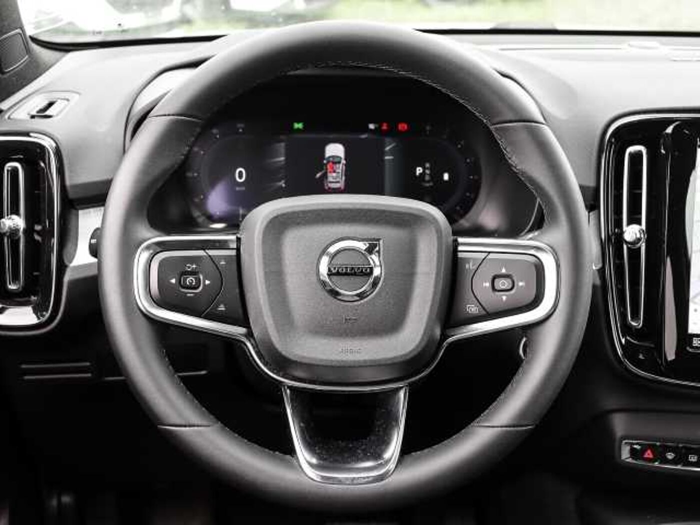 Volvo  Plus Dark 2WD B3 EU6d digitales Cockpit Memory Sitze Soundsystem HarmanKardon LE