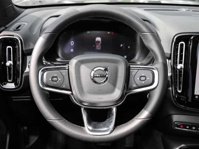 Volvo  Plus Dark 2WD B3 EU6d digitales Cockpit Memory Sitze Soundsystem HarmanKardon LE