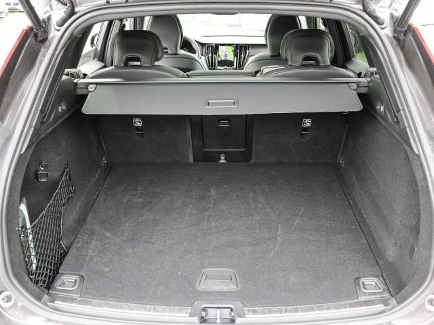 Volvo  Ultimate Dark AWD B5 Benzin EU6d Allrad HUD StandHZG Leder digitales Cockpit Mem