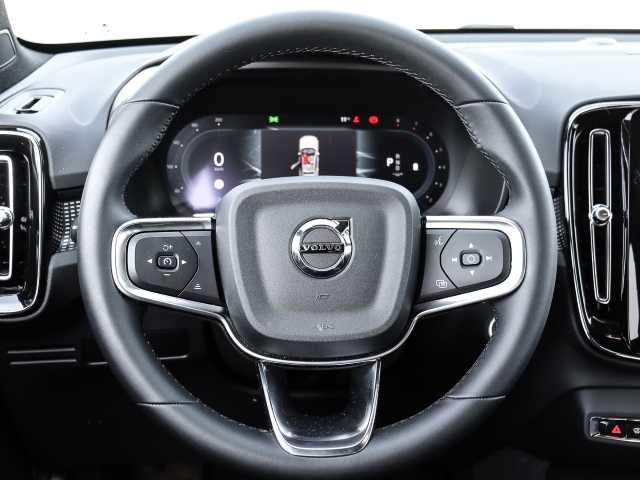 Volvo  Plus Dark 2WD B4 EU6d digitales Cockpit Memory Sitze Soundsystem HarmanKardon 36