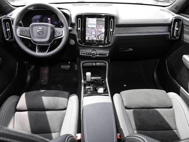 Volvo  Plus Dark 2WD B4 EU6d digitales Cockpit Memory Sitze Soundsystem HarmanKardon 36