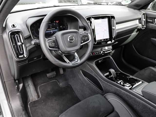 Volvo  Plus Dark 2WD B4 EU6d digitales Cockpit Memory Sitze Soundsystem HarmanKardon 36