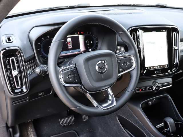 Volvo  Plus Dark 2WD B4 EU6d digitales Cockpit Memory Sitze Soundsystem HarmanKardon 36