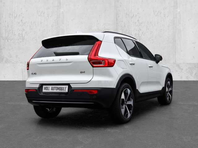 Volvo  Plus Dark 2WD B4 EU6d digitales Cockpit Memory Sitze Soundsystem HarmanKardon 36