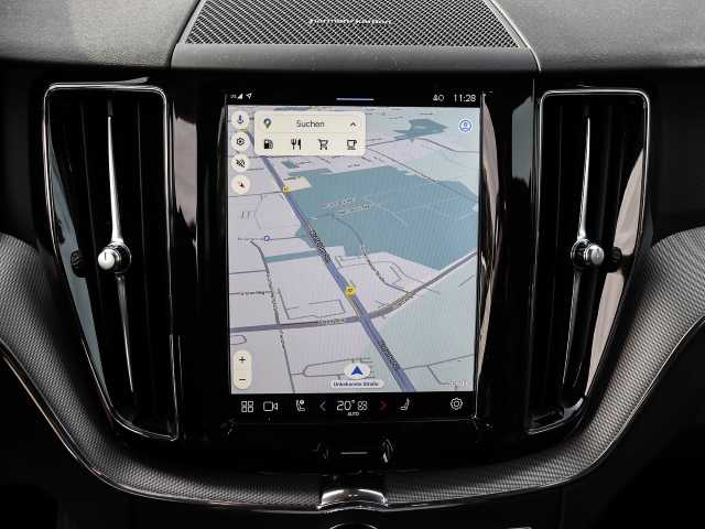 Volvo  Plus Dark 2WD B4 Diesel EU6d digitales Cockpit Memory Sitze Soundsystem HarmanKa