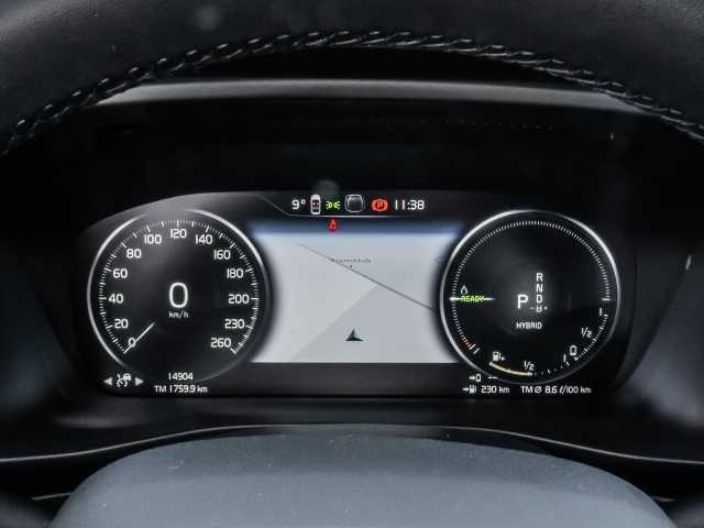 Volvo  Plus Dark Recharge Plug-In Hybrid 2WD T5 Twin Engine EU6d StandHZG Navi digitale
