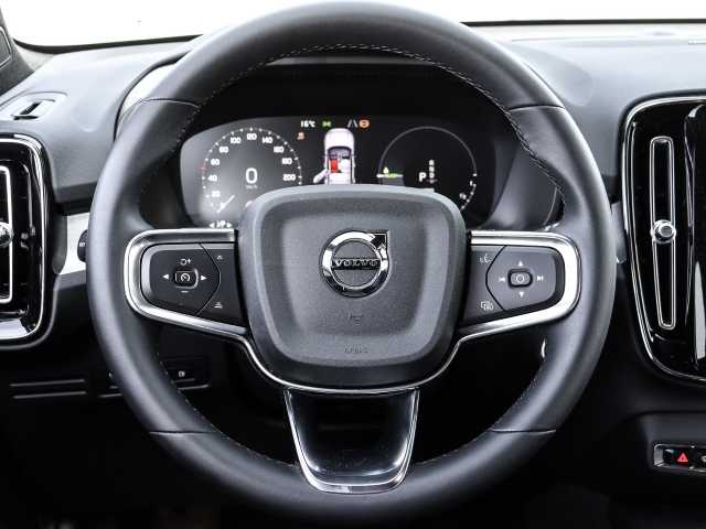 Volvo  Plus Dark Recharge Plug-In Hybrid 2WD T4 Twin Engine EU6d StandHZG Navi digitale