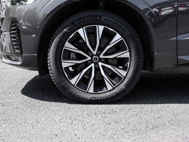 Volvo  Plus Dark AWD B4 Diesel EU6d Allrad digitales Cockpit Memory Sitze Soundsystem