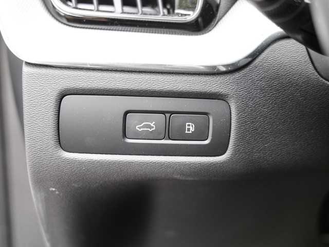 Volvo  Ultimate Dark Recharge Plug-In Hybrid AWD T8 Twin Engine EU6d Allrad HUD StandHZ