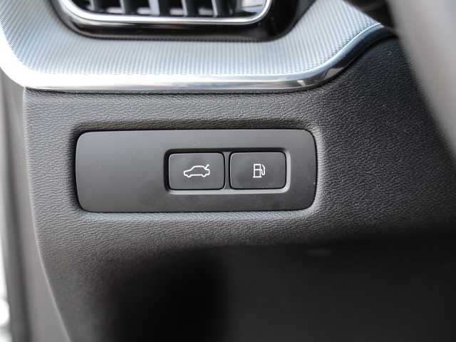 Volvo  Ultimate Dark Recharge Plug-In Hybrid AWD T8 Twin Engine EU6d Allrad HUD StandHZ