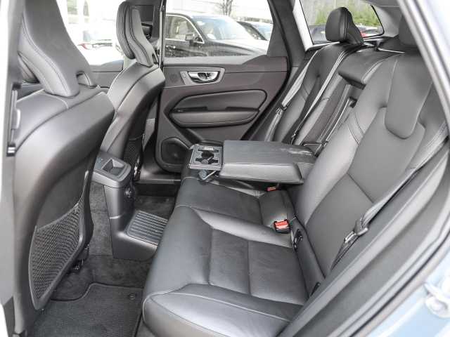 Volvo  Ultimate Dark Recharge Plug-In Hybrid AWD T8 Twin Engine EU6d Allrad HUD StandHZ