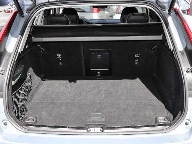 Volvo  Ultimate Dark Recharge Plug-In Hybrid AWD T8 Twin Engine EU6d Allrad HUD StandHZ