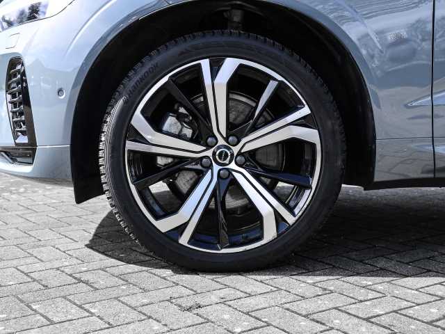 Volvo  Ultimate Dark Recharge Plug-In Hybrid AWD T8 Twin Engine EU6d Allrad HUD StandHZ