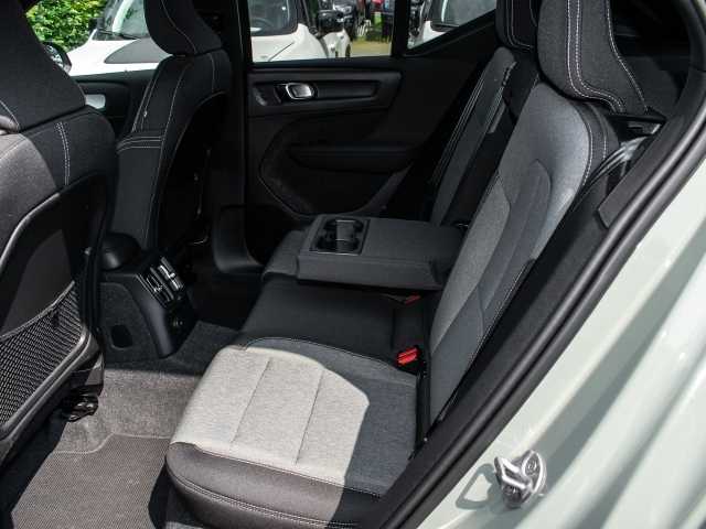 Volvo  Plus Dark Recharge Plug-In Hybrid 2WD T4 Twin Engine EU6d StandHZG Navi digitale