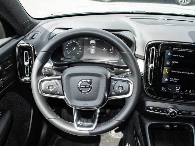 Volvo  Plus Dark Recharge Plug-In Hybrid 2WD T4 Twin Engine EU6d StandHZG Navi digitale
